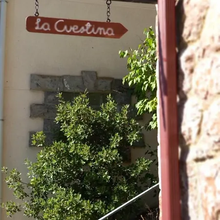 La Cuestina Apartment *